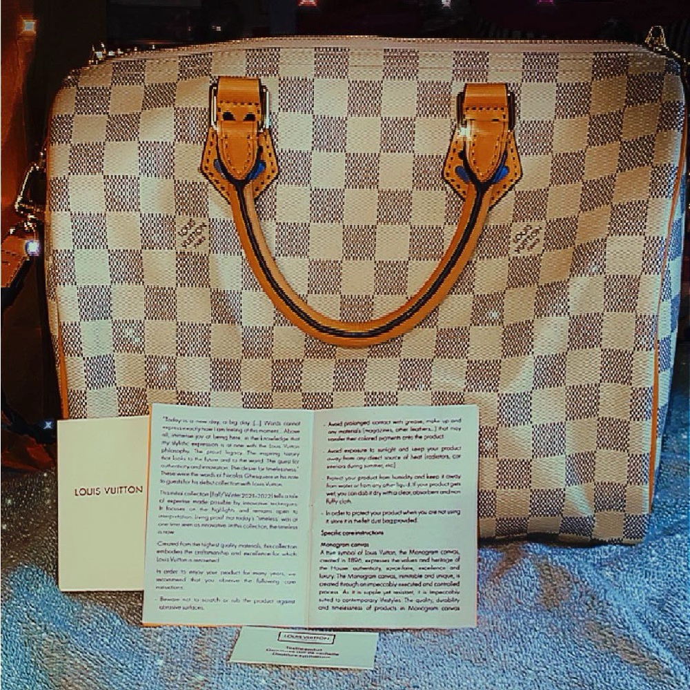 Louise Vuitton Damier Azur Purse, Brand New, “A MUST SEE.” - Picture 5 of 12